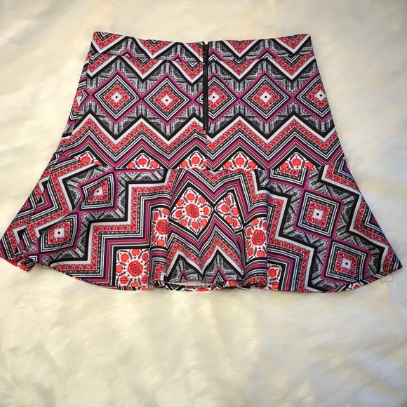 Sequin Hearts Tribal Print Skirt - Picture 3 of 7